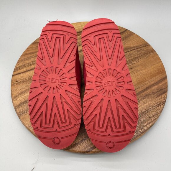 UGG Neumel Boots Mens Size 9 Red Suede Chukka Casual Comfort Ankle Fur Lined main image 4
